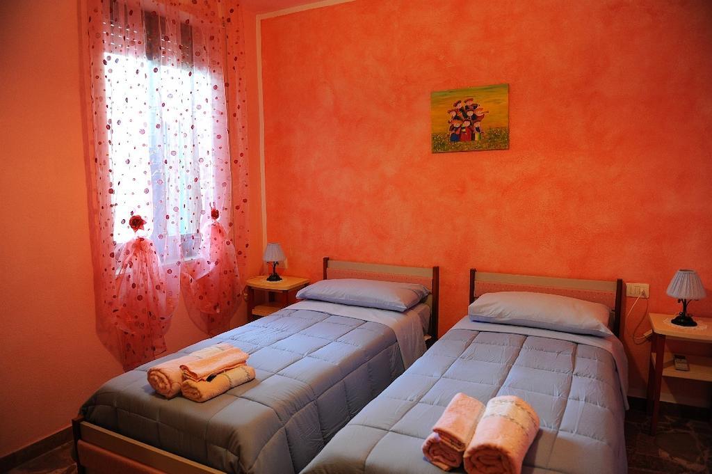 Villacidro B&B Antoclo Di Concas Angela Margherita חדר תמונה