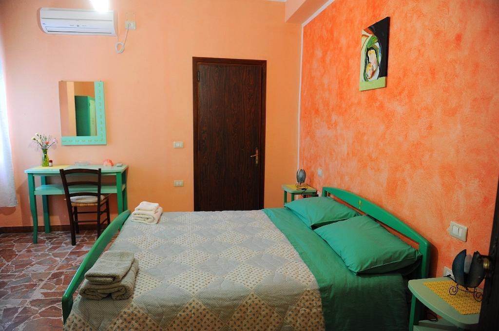 Villacidro B&B Antoclo Di Concas Angela Margherita חדר תמונה
