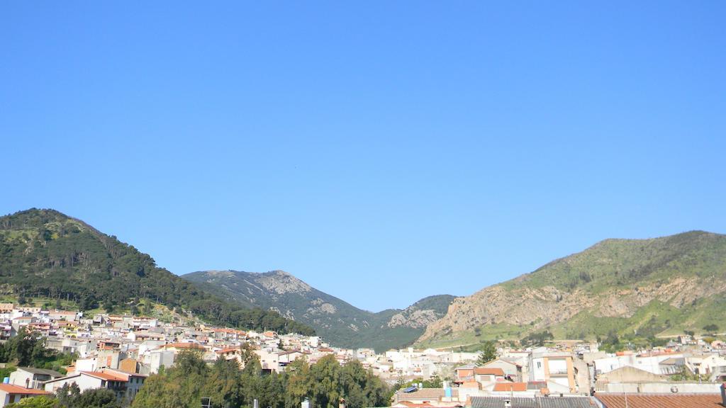 Villacidro B&B Antoclo Di Concas Angela Margherita מראה חיצוני תמונה